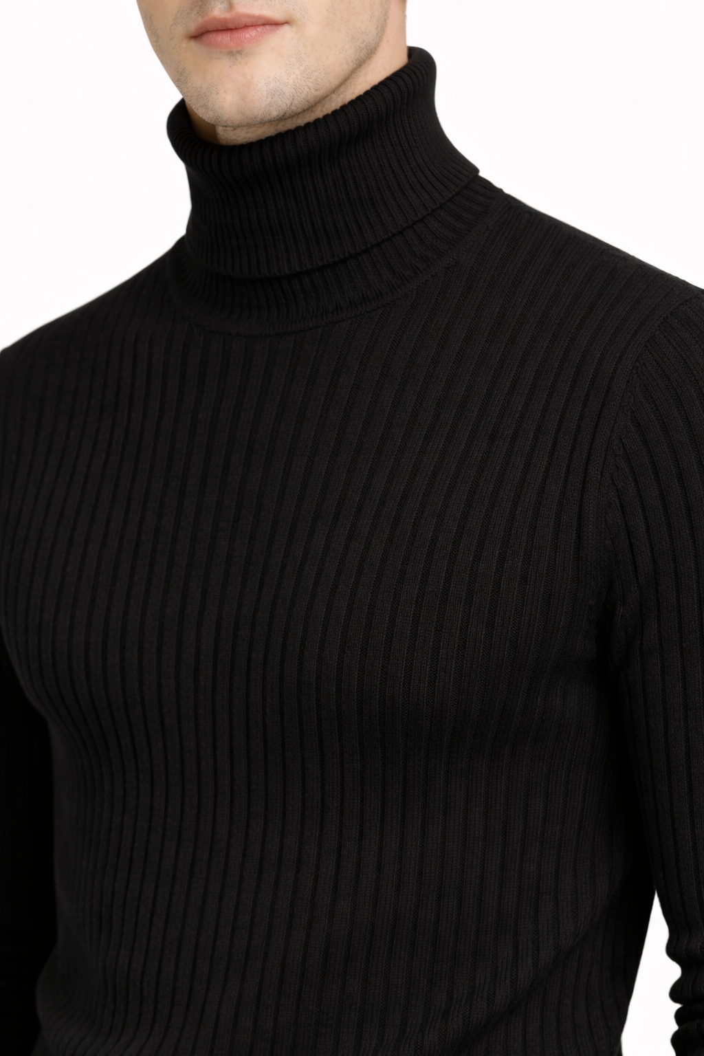 Classic Form – Ribbed Turtleneck